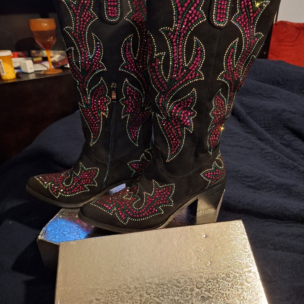 Rhinestone 👢